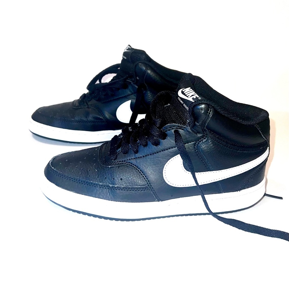 Women, Black size 7, Nike Court Vision Mid dunks